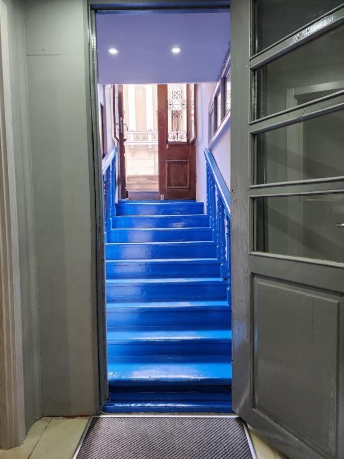 Gala Hostel Tbilisi Exterior photo